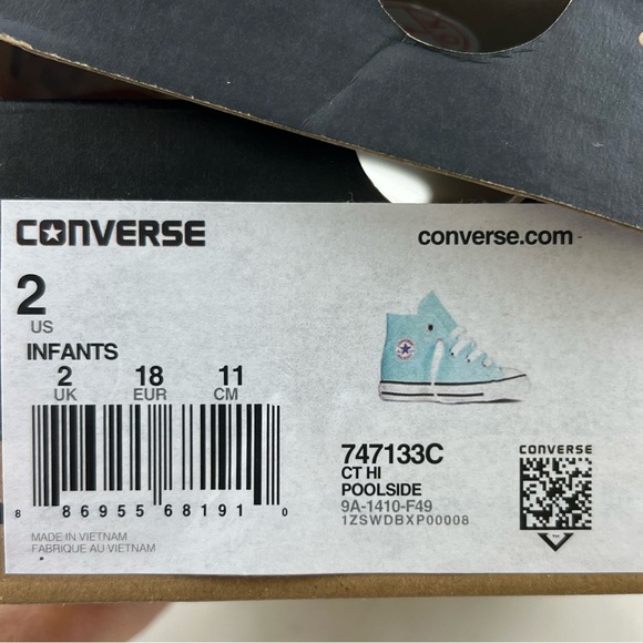BNIB Infant 2 Converse Light Blue High Top Chuck Taylors - Picture 6 of 6
